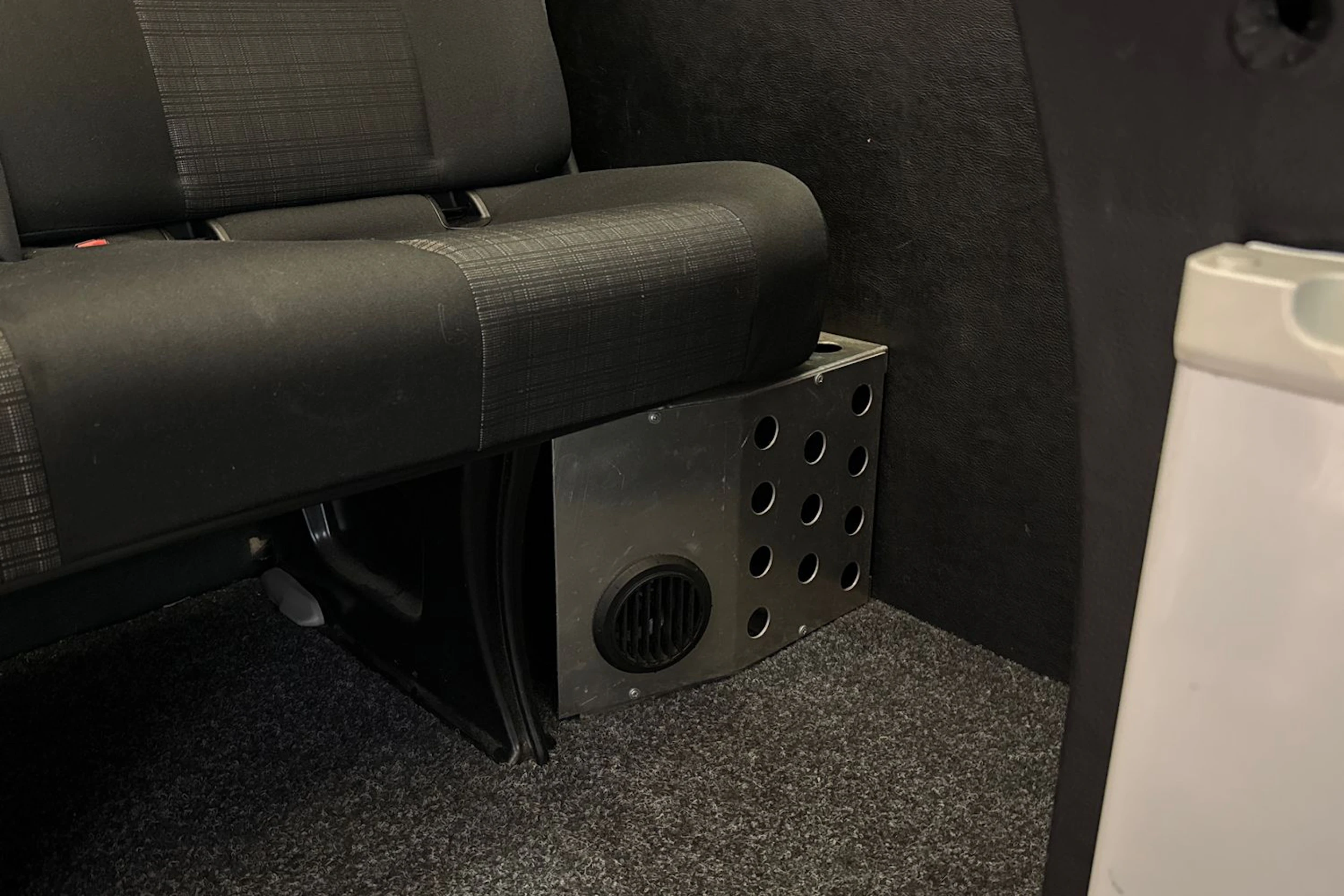 musta Mercedes-Benz Sprinter 2017 kuva 20.