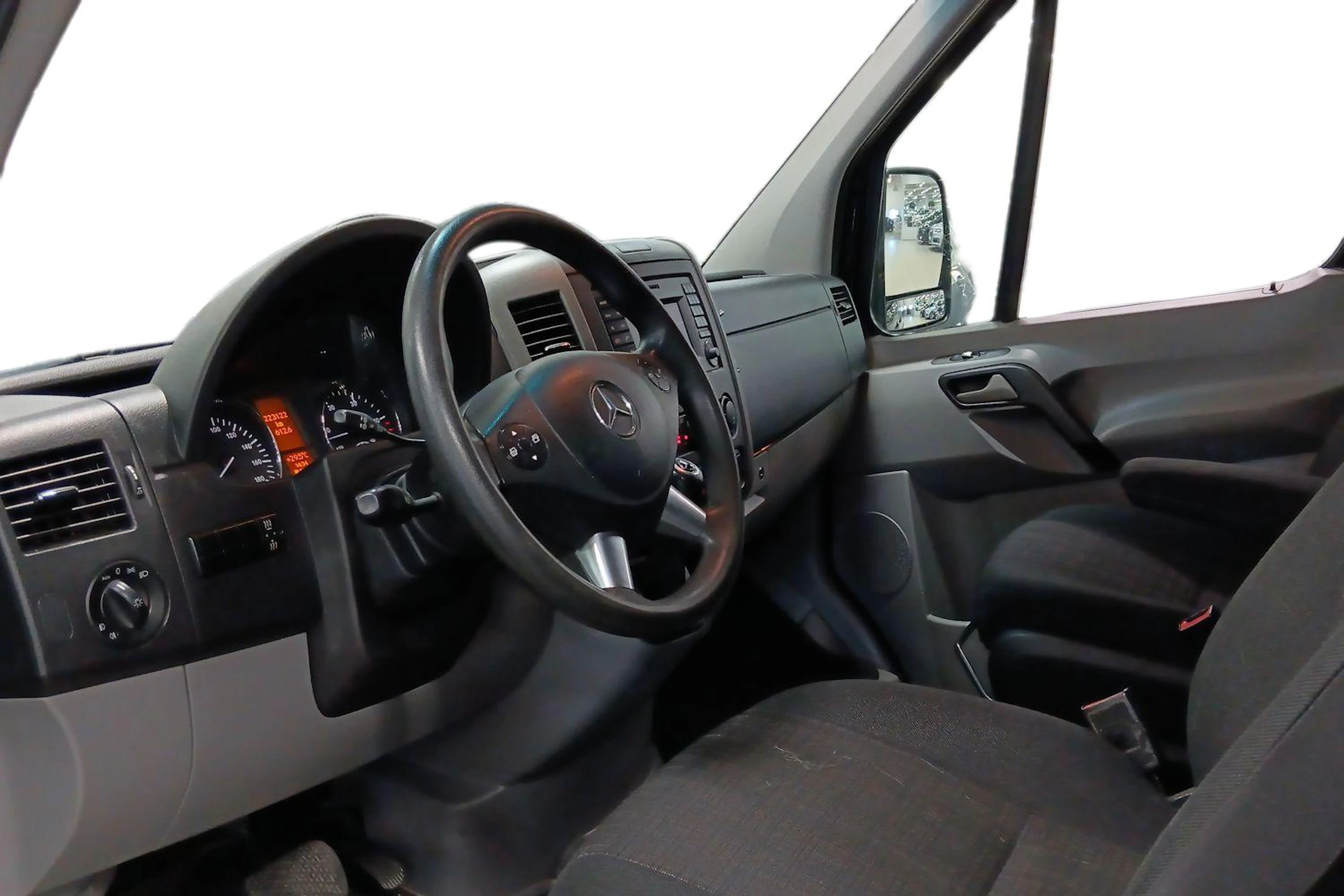 musta Mercedes-Benz Sprinter 2017 kuva 3.