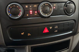musta Mercedes-Benz Sprinter 2017 kuva 24.