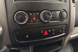 musta Mercedes-Benz Sprinter 2017 kuva 22.