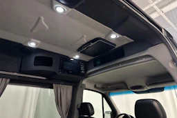 musta Mercedes-Benz Sprinter 2017 kuva 28.