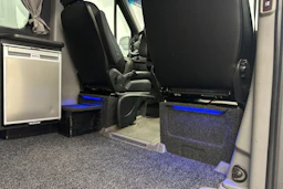 musta Mercedes-Benz Sprinter 2017 kuva 30.