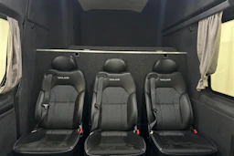 musta Mercedes-Benz Sprinter 2017 kuva 31.