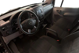 musta Mercedes-Benz Sprinter 2017 kuva 3.