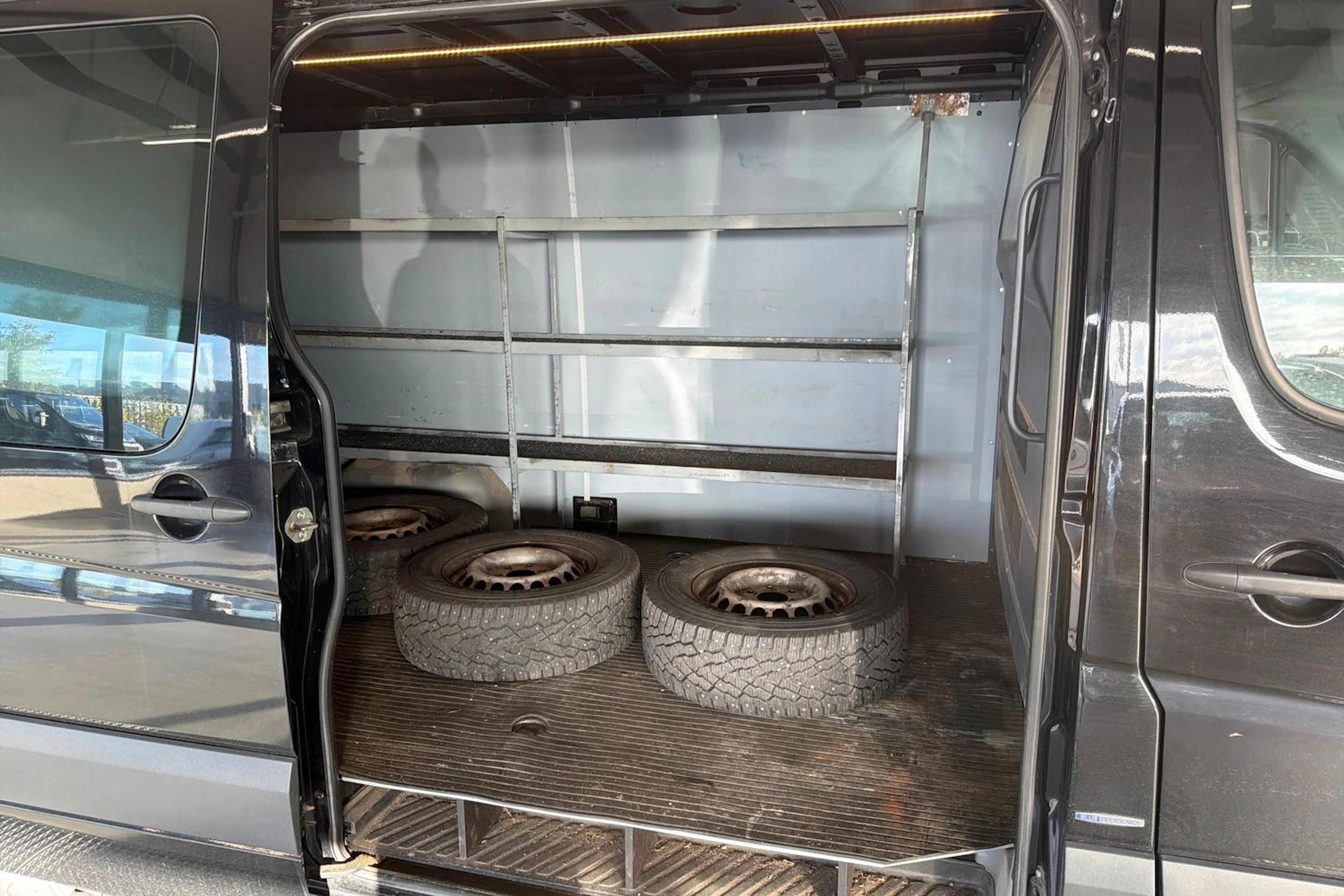 musta Mercedes-Benz Sprinter 2017 kuva 6.