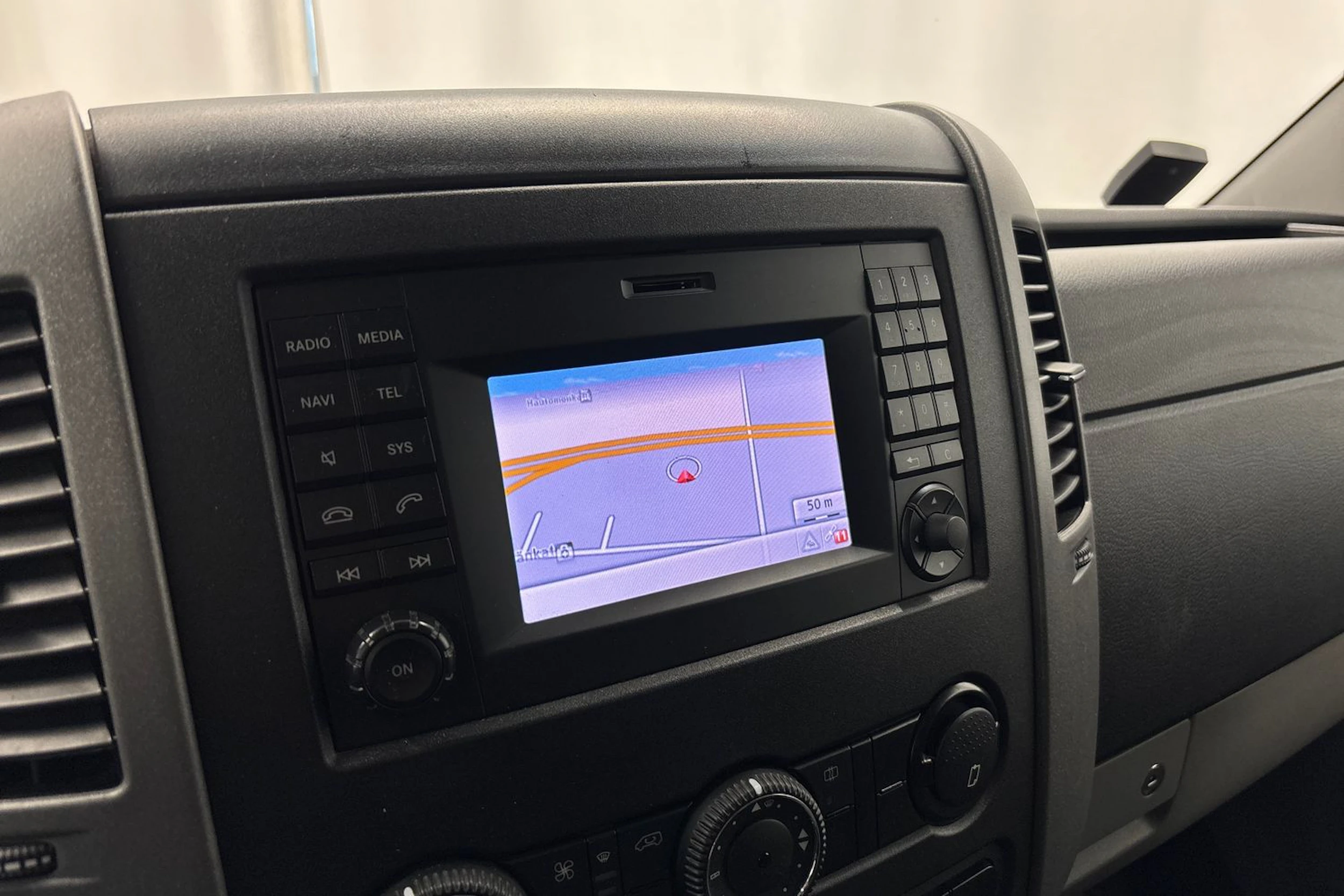 musta Mercedes-Benz Sprinter 2017 kuva 15.