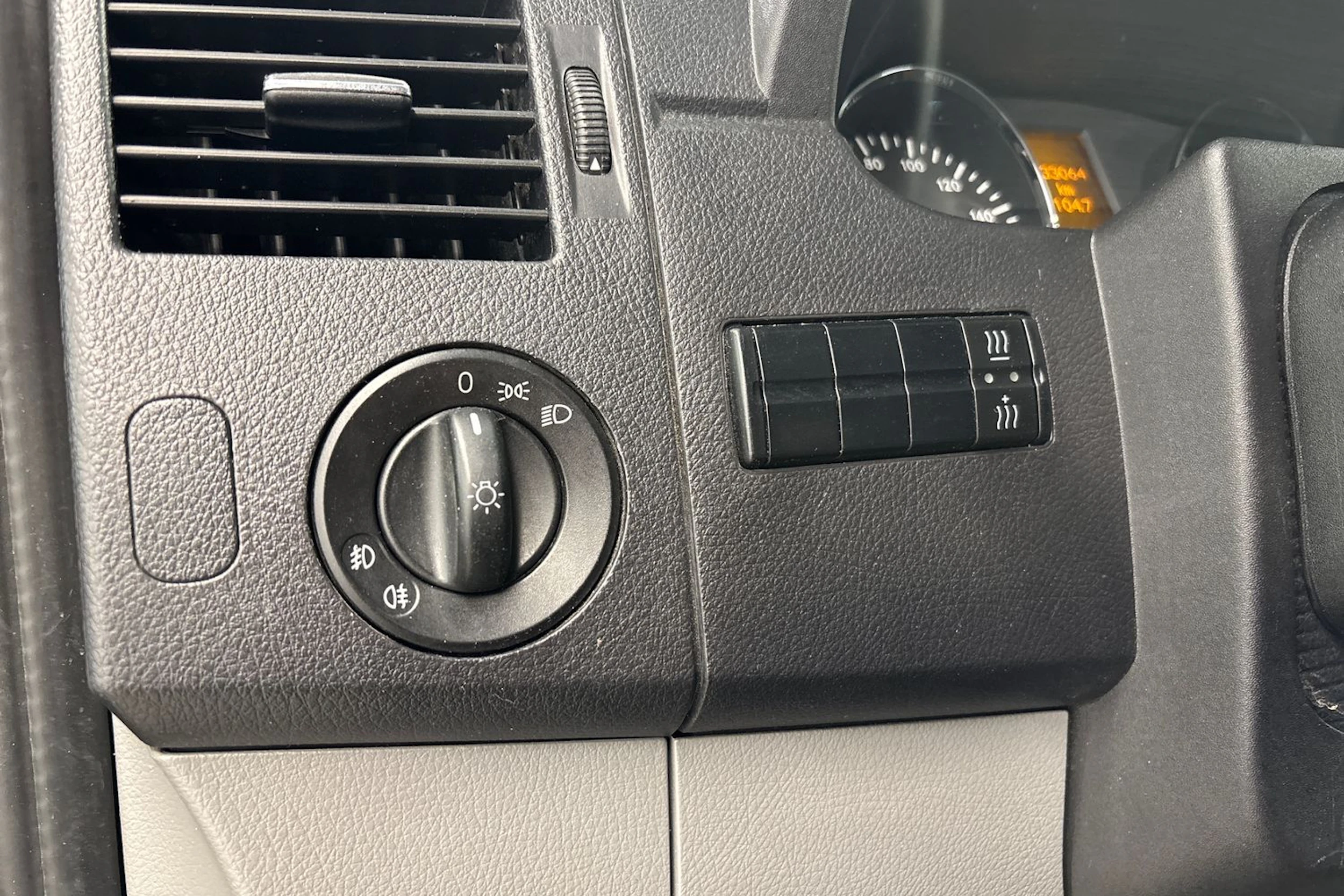 musta Mercedes-Benz Sprinter 2017 kuva 22.