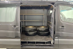 musta Mercedes-Benz Sprinter 2017 kuva 24.