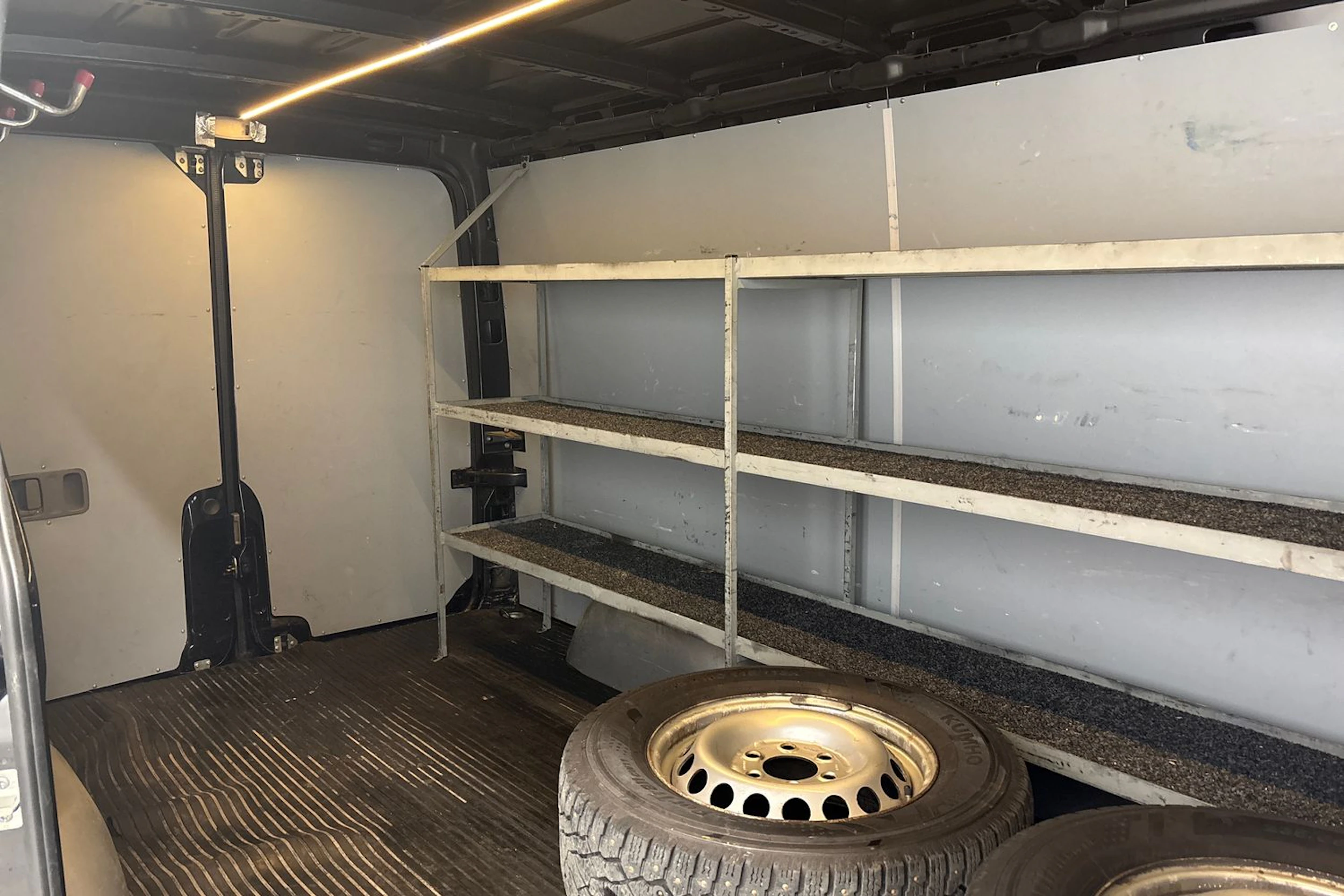 musta Mercedes-Benz Sprinter 2017 kuva 27.