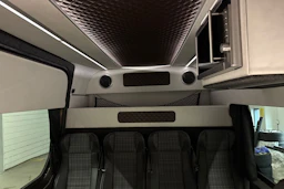 Ruskea (beige) Mercedes-Benz Sprinter 2017 kuva 18.