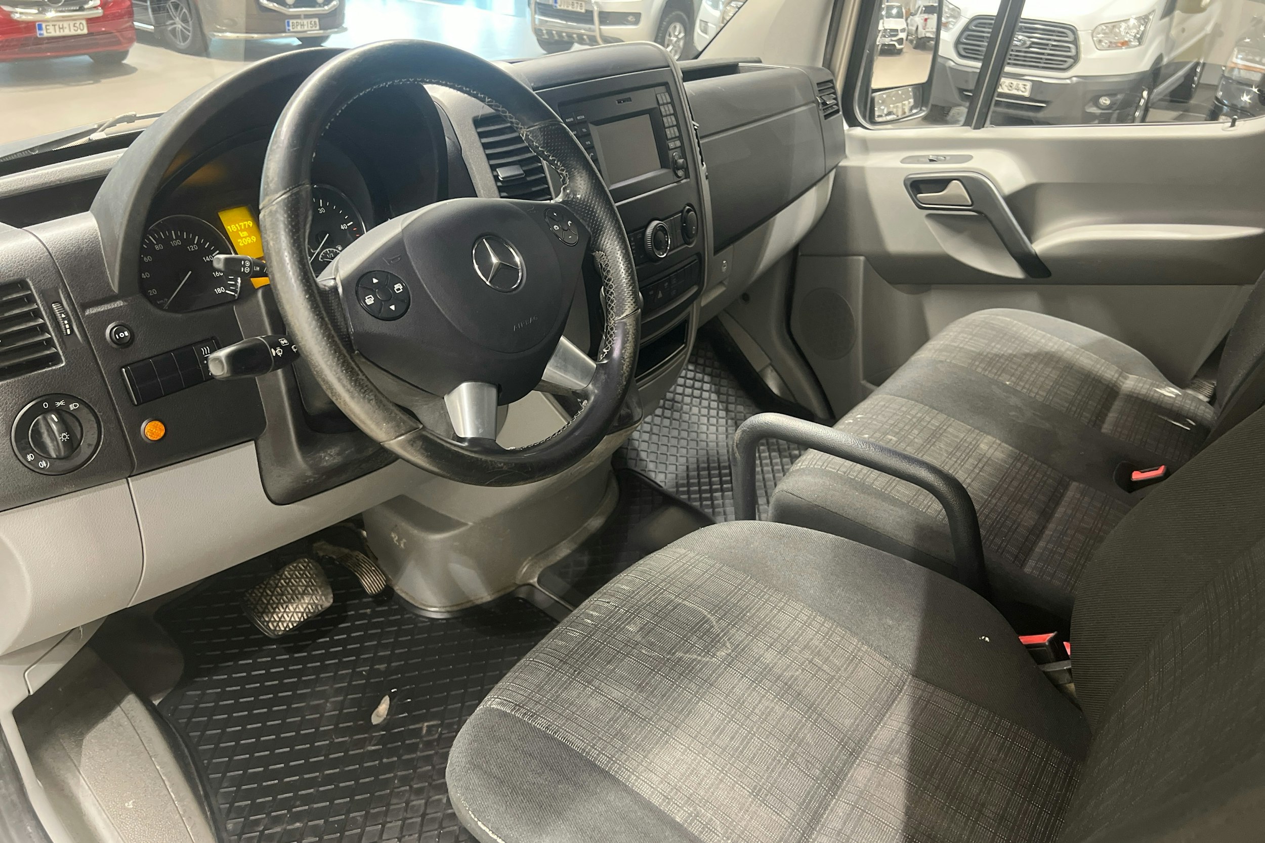 Harmaa Mercedes-Benz SPRINTER 2017 kuva 6.