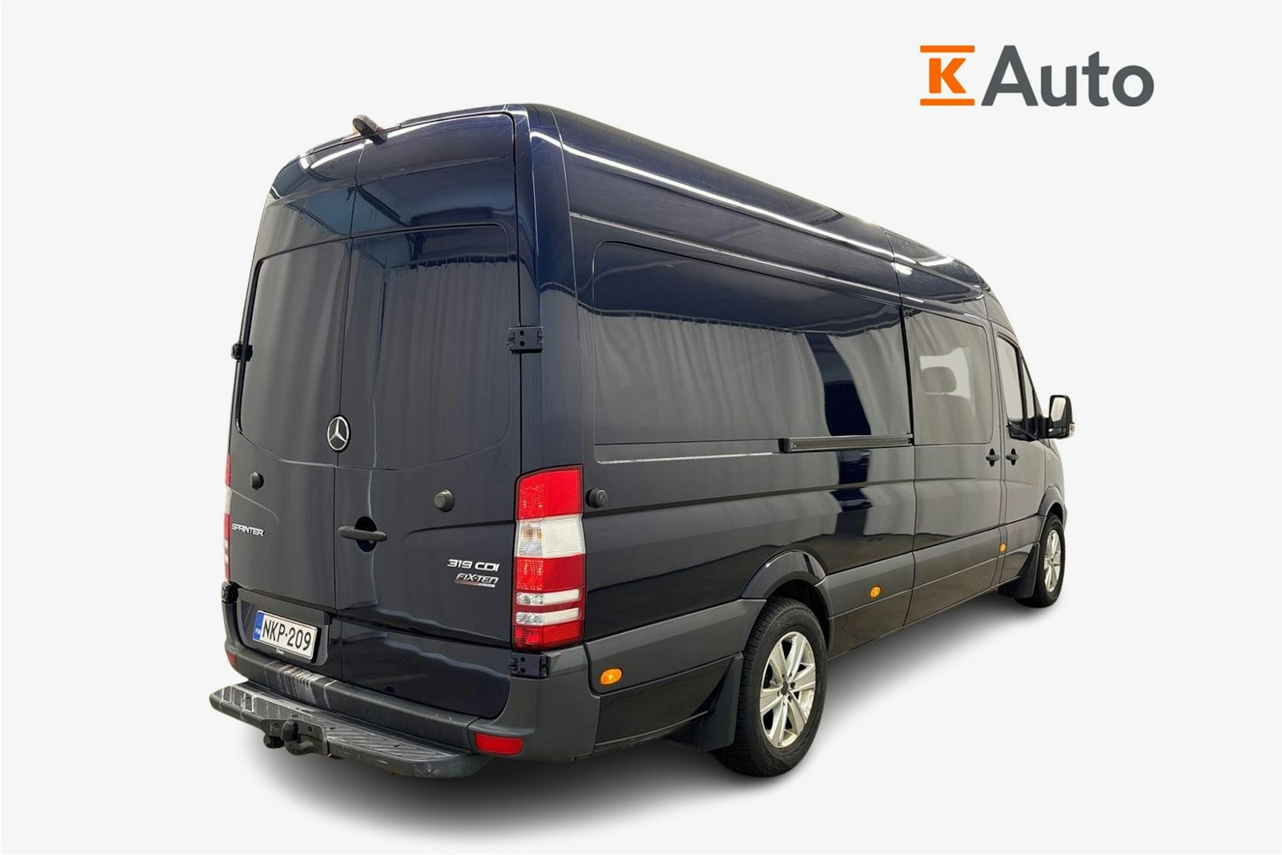 sininen Mercedes-Benz Sprinter 2017 kuva 2.