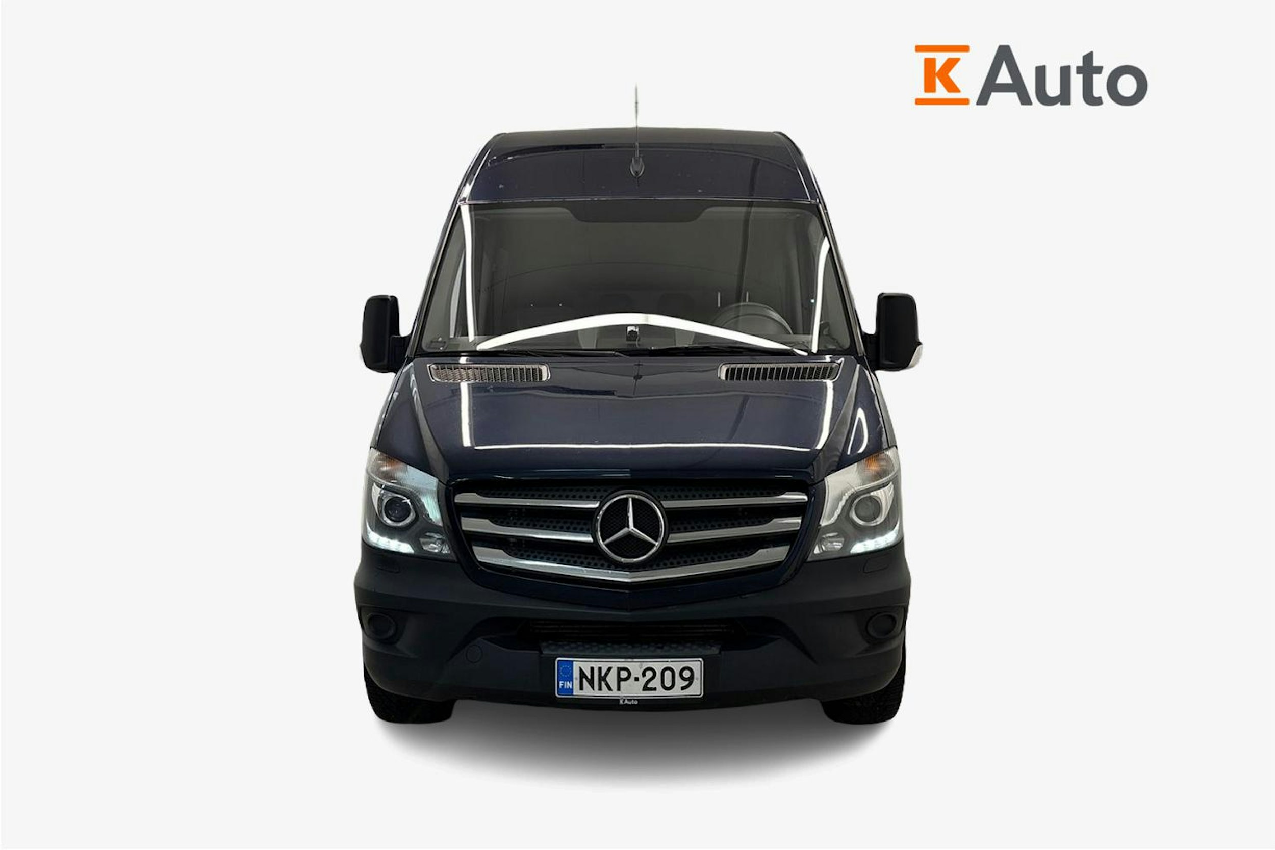 sininen Mercedes-Benz Sprinter 2017 kuva 5.