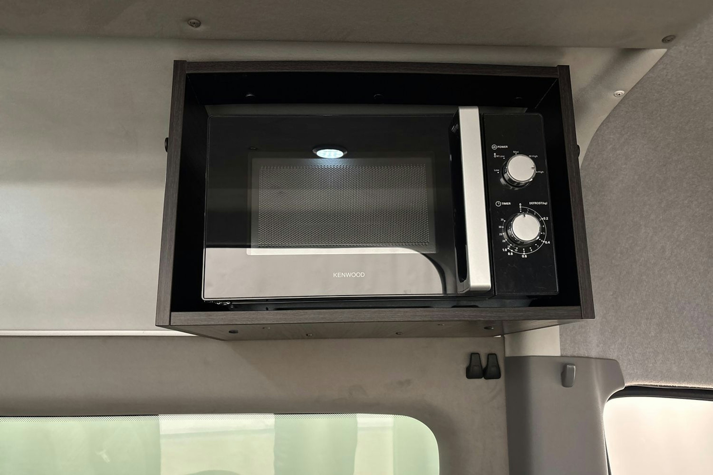 sininen Mercedes-Benz Sprinter 2017 kuva 21.