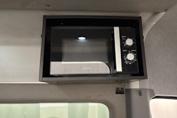 sininen Mercedes-Benz Sprinter 2017 kuva 21.