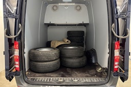 sininen Mercedes-Benz Sprinter 2017 kuva 30.