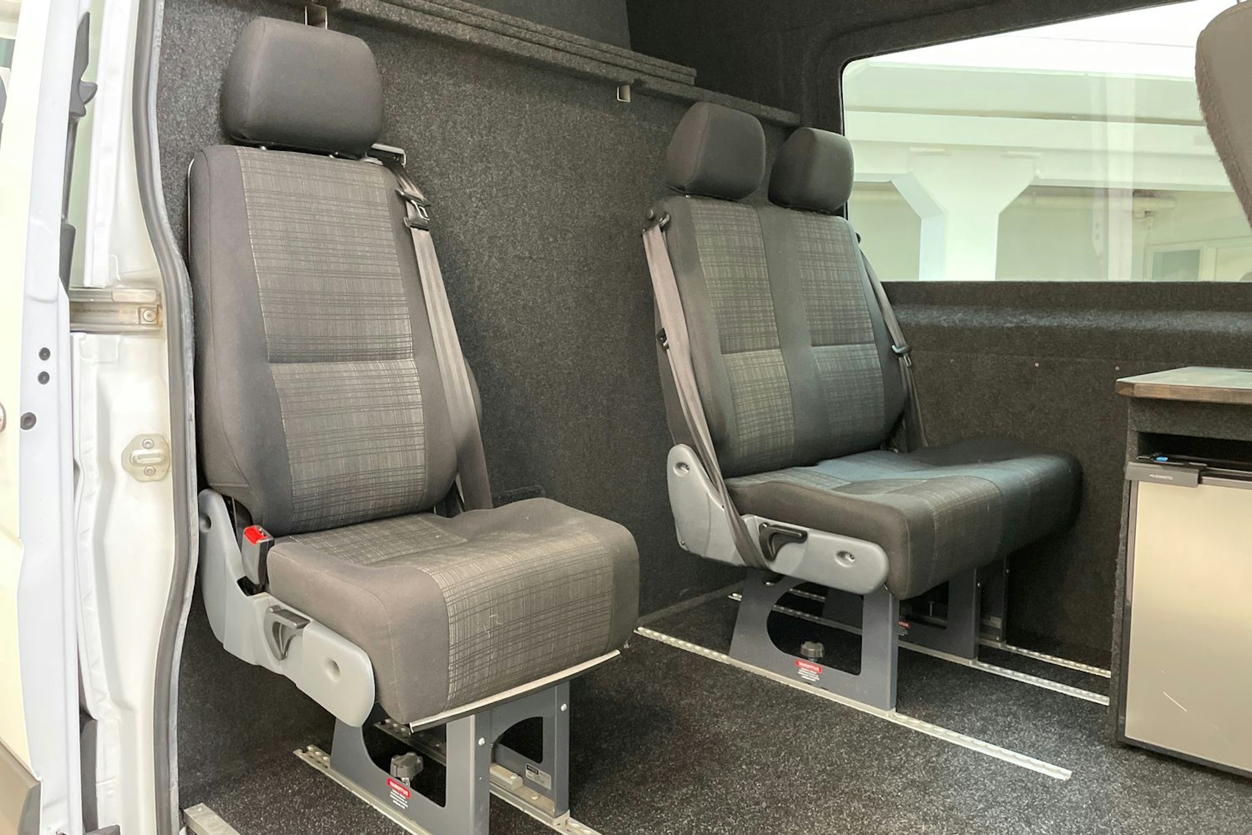 valkoinen Mercedes-Benz Sprinter 2017 kuva 14.