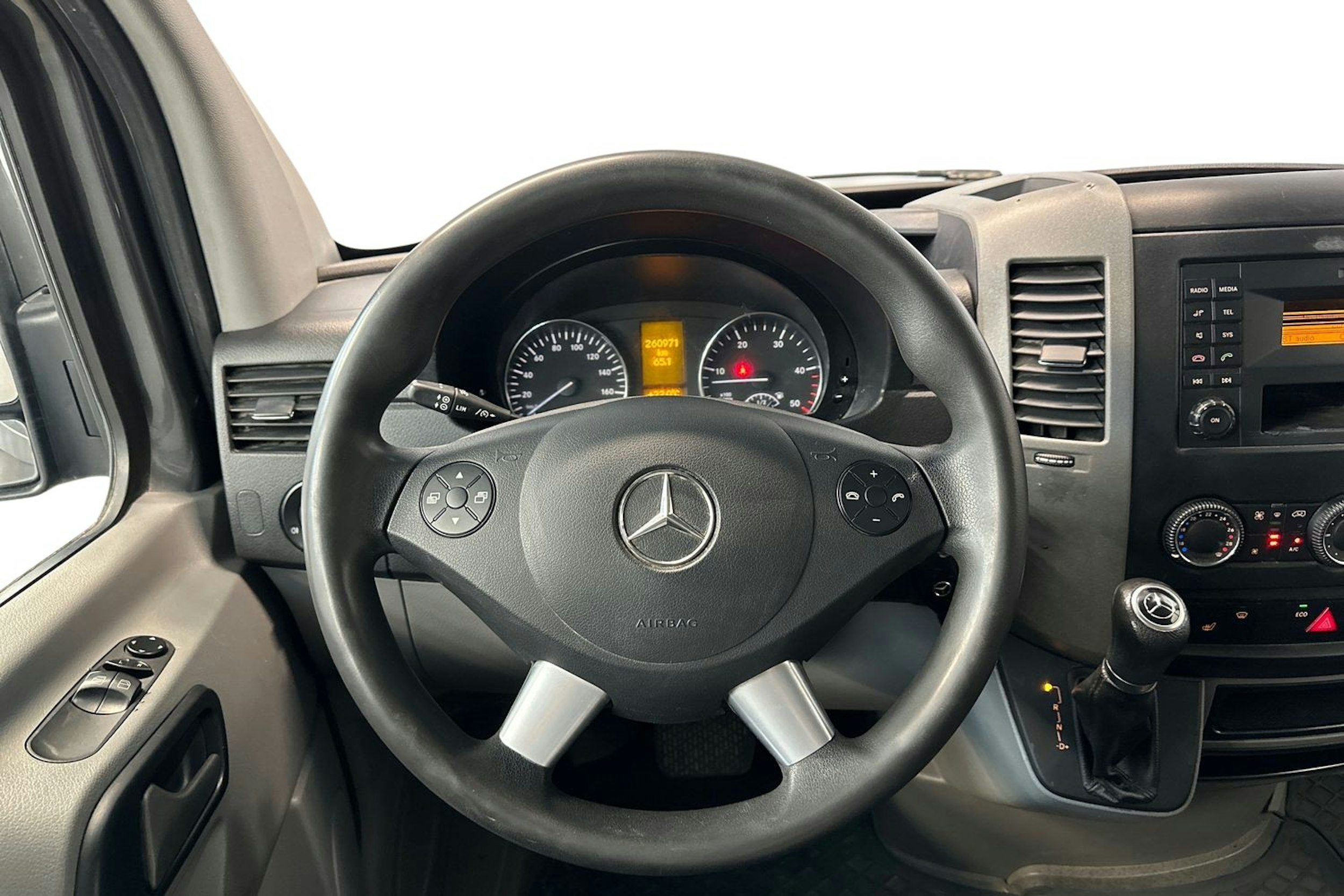 harmaa Mercedes-Benz Sprinter 2017 kuva 9.