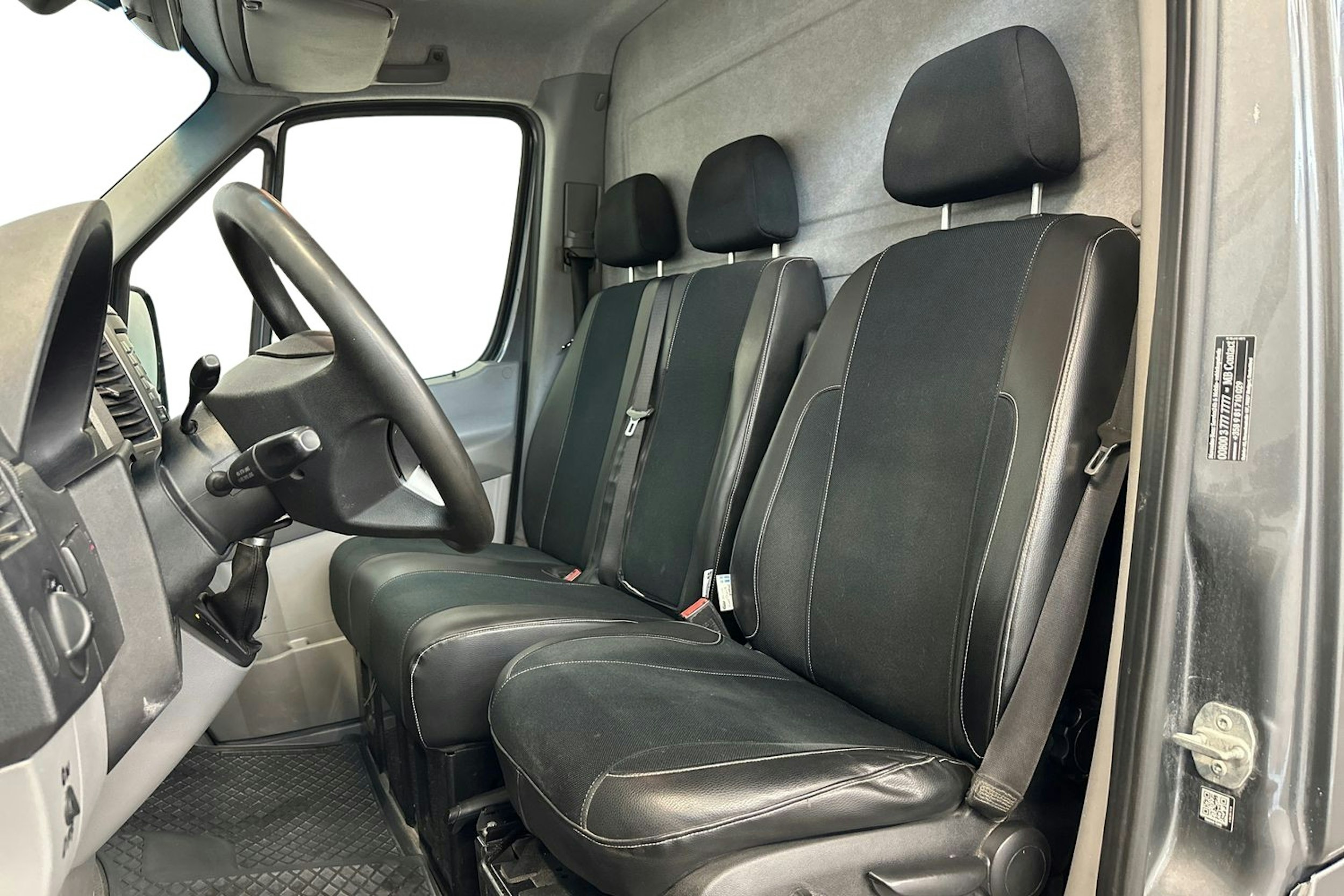 harmaa Mercedes-Benz Sprinter 2017 kuva 10.