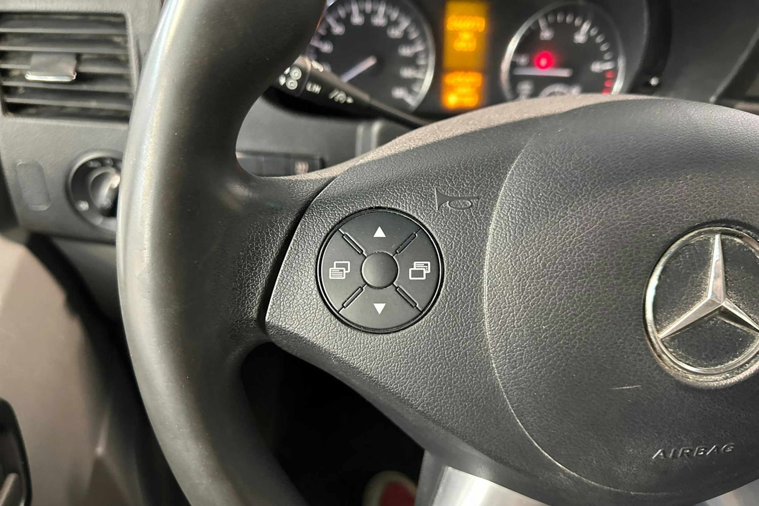harmaa Mercedes-Benz Sprinter 2017 kuva 18.