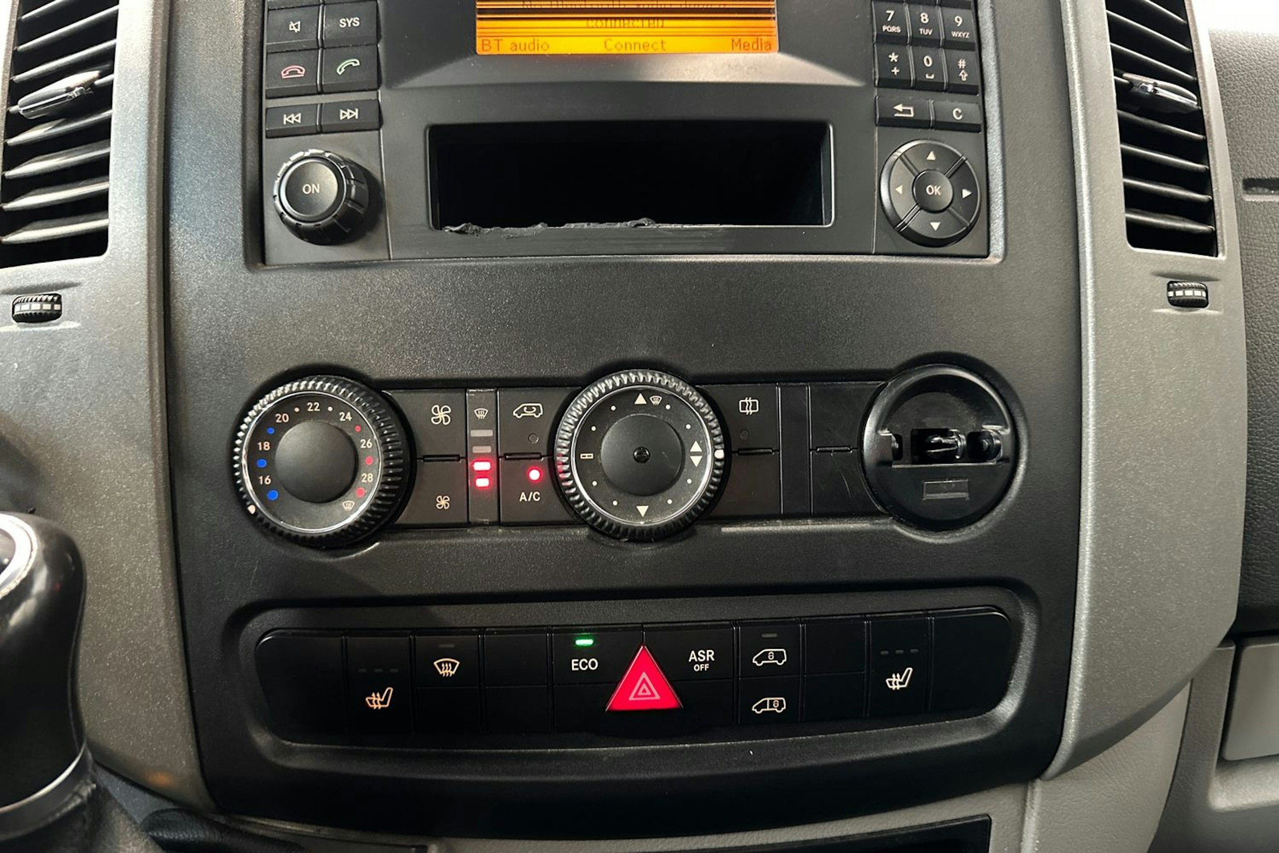 harmaa Mercedes-Benz Sprinter 2017 kuva 24.