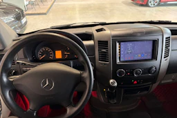 musta Mercedes-Benz Sprinter 2017 kuva 4.