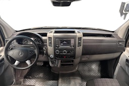 ruskea (beige) Mercedes-Benz Sprinter 2017 kuva 9.