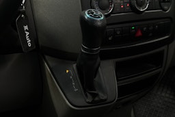 ruskea (beige) Mercedes-Benz Sprinter 2017 kuva 18.