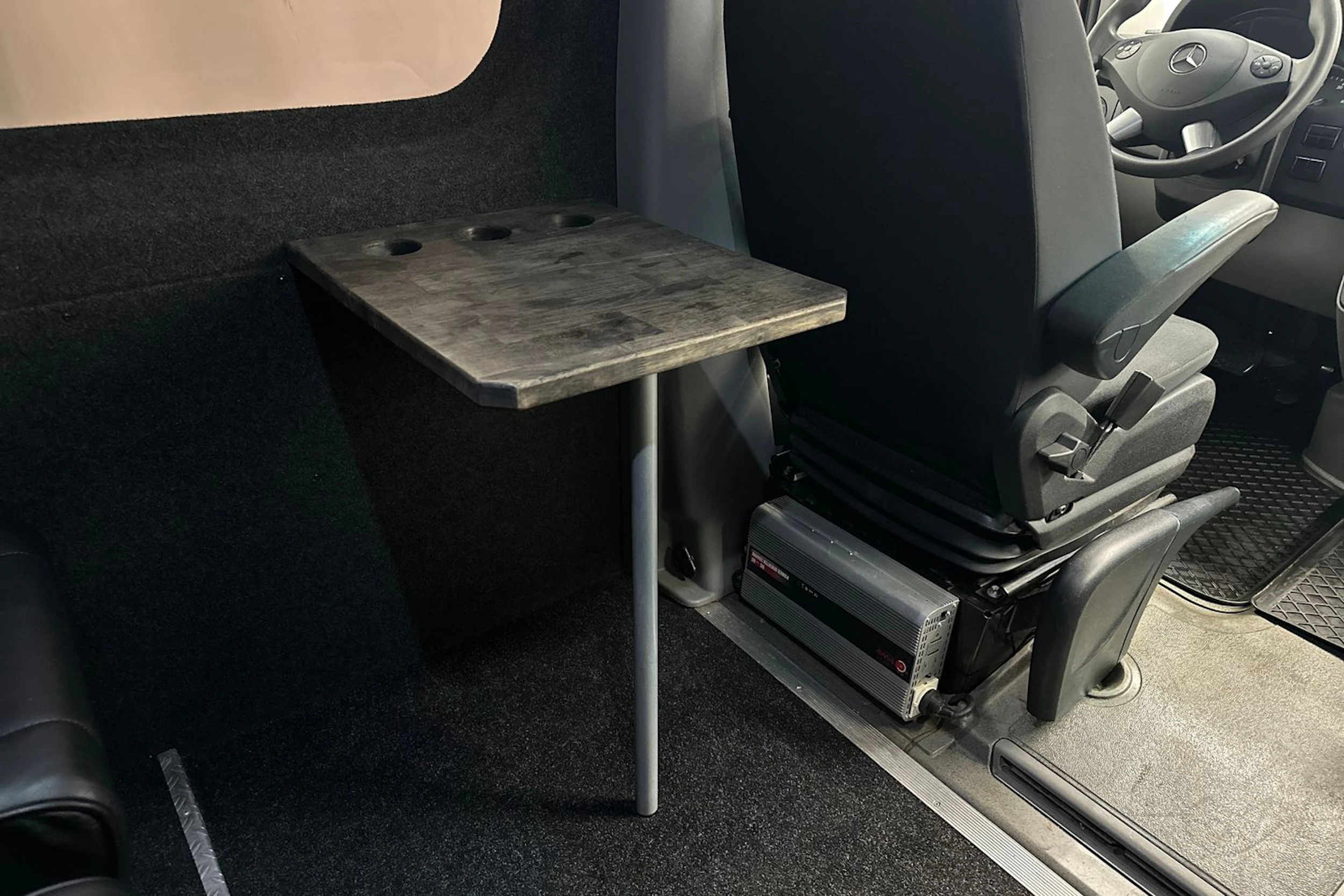 ruskea Mercedes-Benz Sprinter 2017 kuva 30.