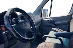 valkoinen Mercedes-Benz Sprinter 2017 kuva 3.