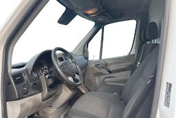 valkoinen Mercedes-Benz Sprinter 2017 kuva 3.