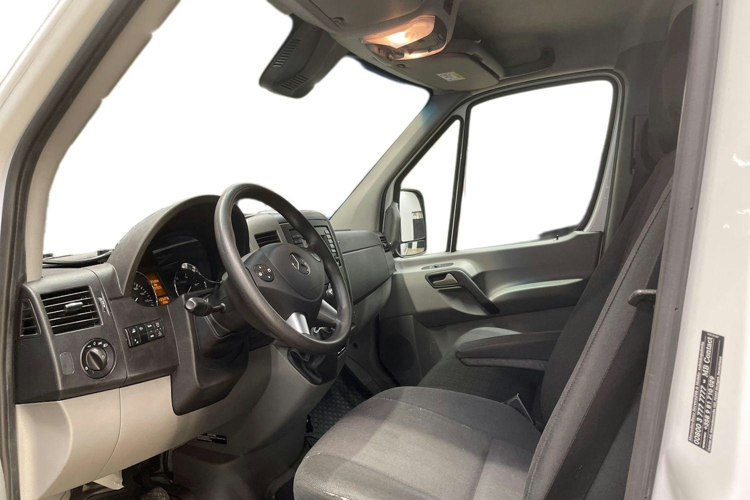 valkoinen Mercedes-Benz Sprinter 2017 kuva 7.