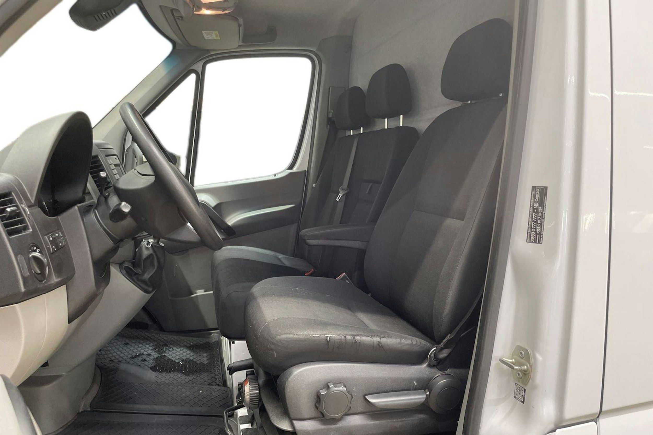 valkoinen Mercedes-Benz Sprinter 2017 kuva 10.