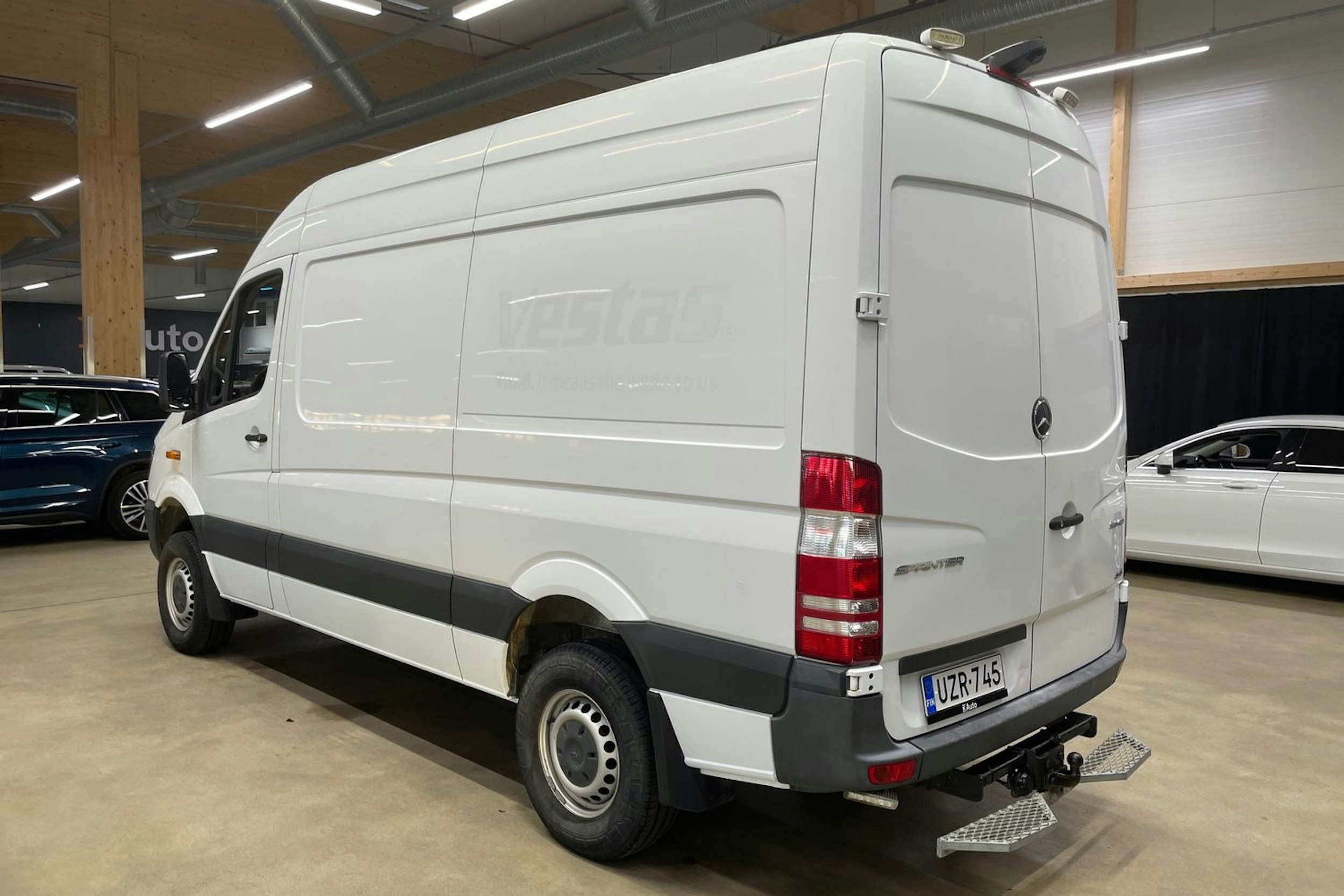 valkoinen Mercedes-Benz Sprinter 2017 kuva 14.