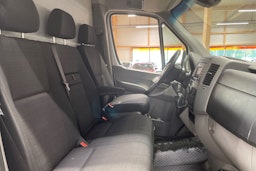 valkoinen Mercedes-Benz Sprinter 2017 kuva 16.