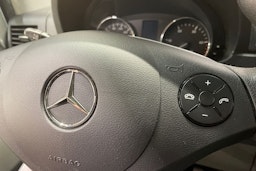 valkoinen Mercedes-Benz Sprinter 2017 kuva 32.