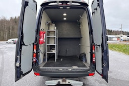 sininen Mercedes-Benz Sprinter 2017 kuva 20.