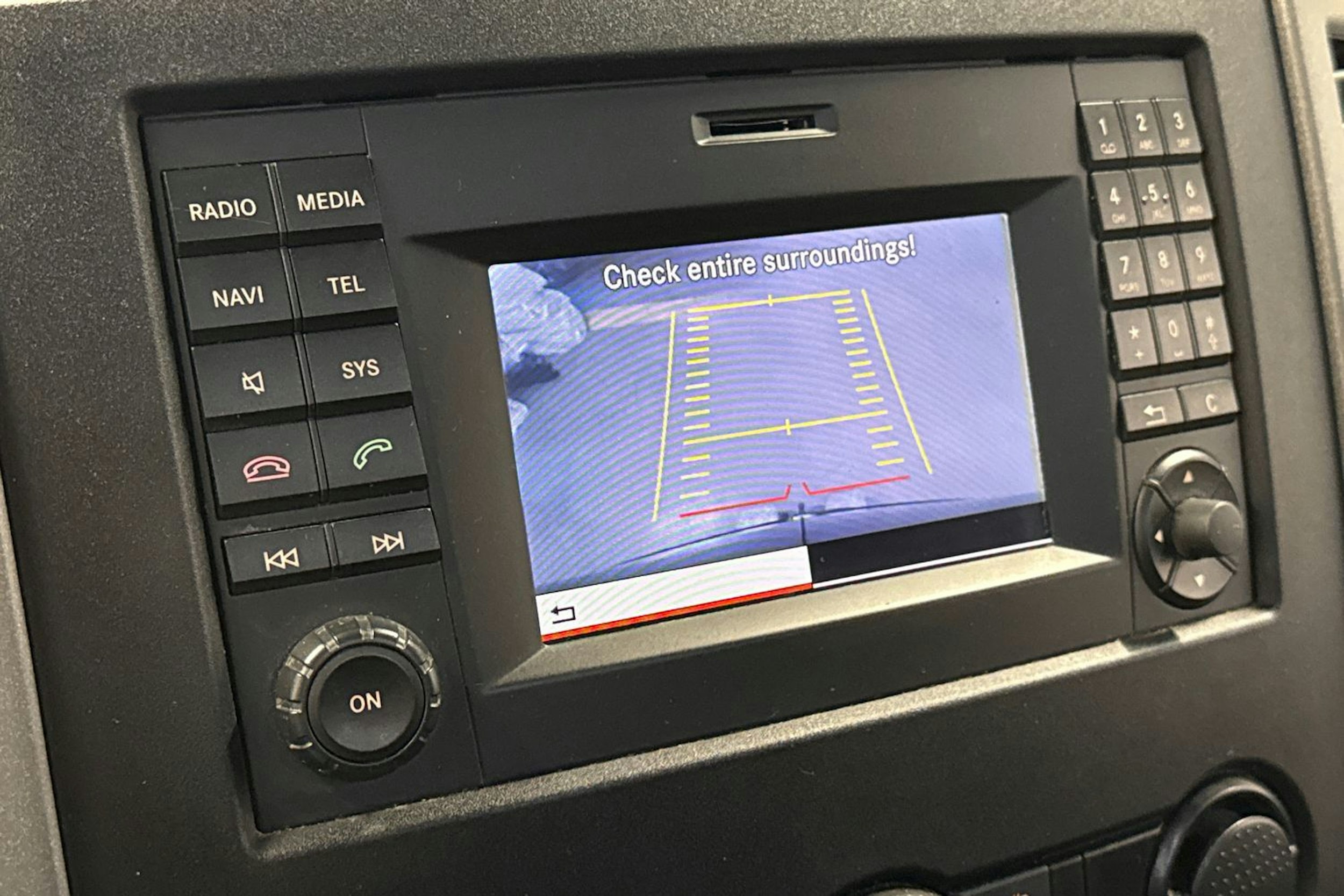 sininen Mercedes-Benz Sprinter 2017 kuva 27.