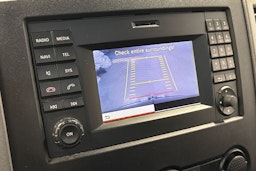 sininen Mercedes-Benz Sprinter 2017 kuva 27.