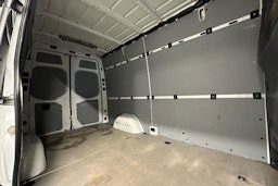 valkoinen Mercedes-Benz Sprinter 2018 kuva 11.