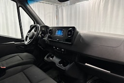 valkoinen Mercedes-Benz Sprinter 2018 kuva 13.