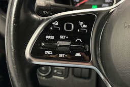 valkoinen Mercedes-Benz Sprinter 2018 kuva 16.