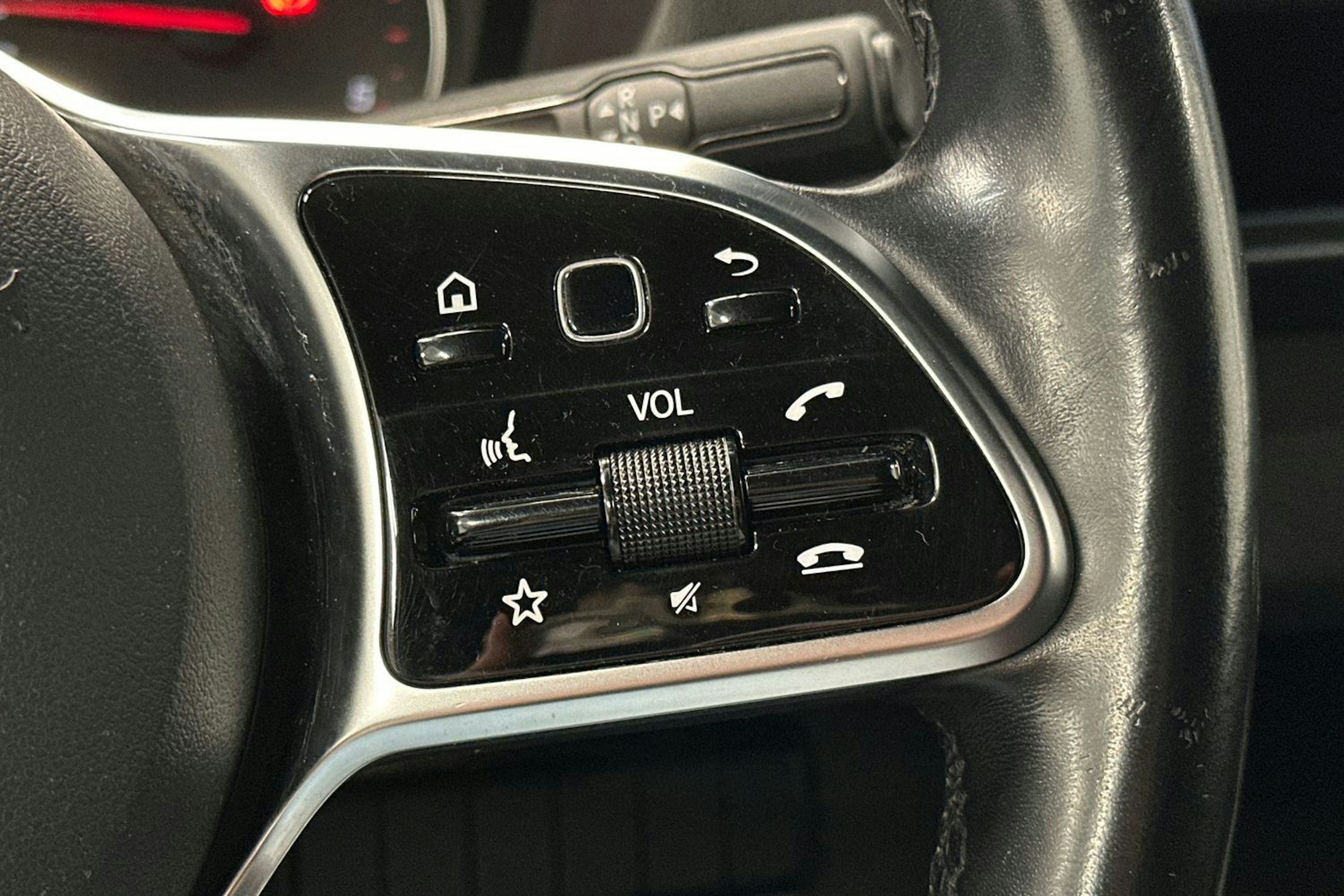 valkoinen Mercedes-Benz Sprinter 2018 kuva 17.