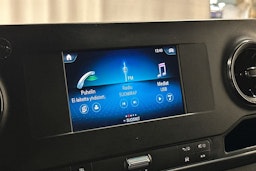 valkoinen Mercedes-Benz Sprinter 2018 kuva 20.