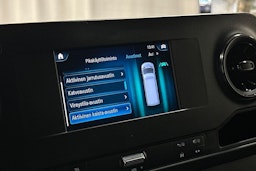 valkoinen Mercedes-Benz Sprinter 2018 kuva 23.