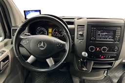 musta Mercedes-Benz Sprinter 2018 kuva 7.