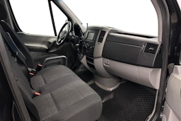 musta Mercedes-Benz Sprinter 2018 kuva 8.