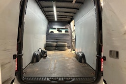 musta Mercedes-Benz Sprinter 2018 kuva 10.