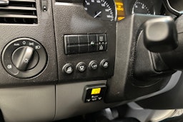 musta Mercedes-Benz Sprinter 2018 kuva 17.