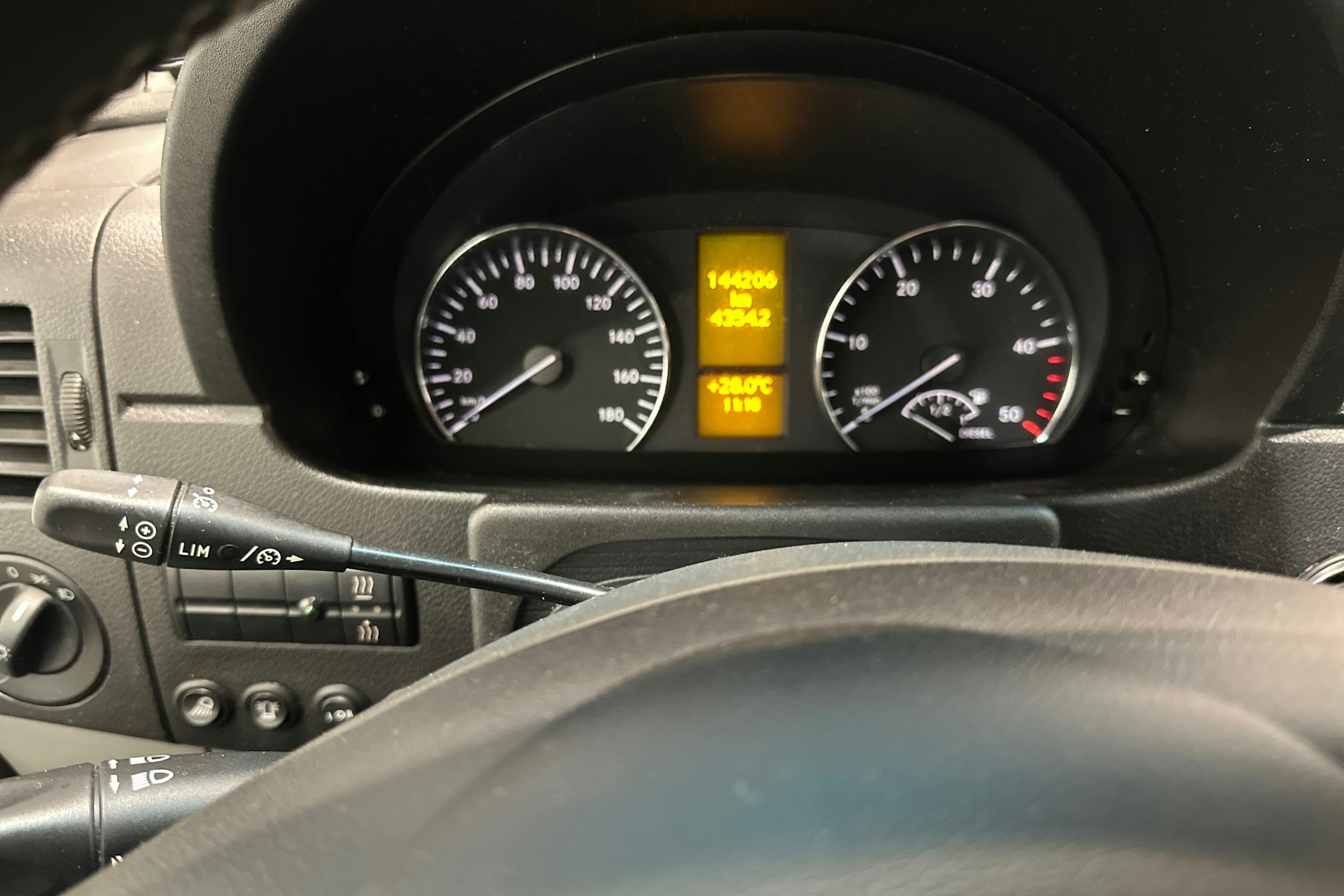 musta Mercedes-Benz Sprinter 2018 kuva 18.